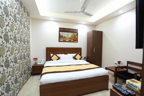 Hotel HC Grand near Indraprastha Apollo Hospital image 10