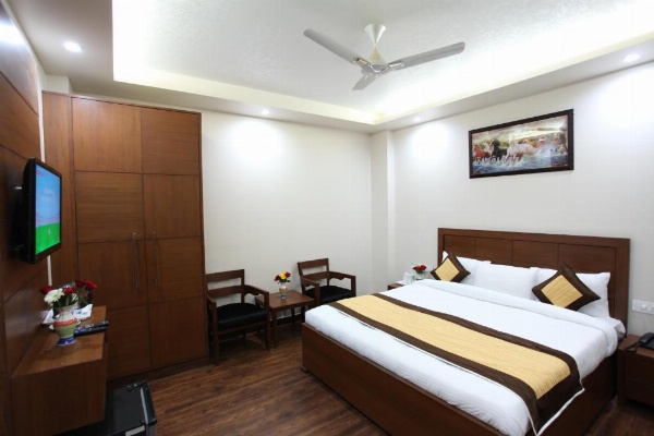 Hotel HC Grand near Indraprastha Apollo Hospital image 16